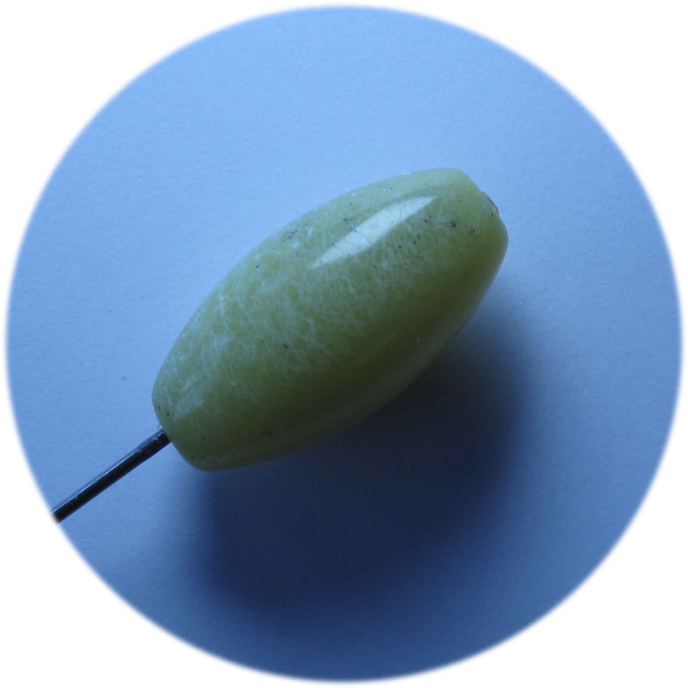 Jade, olivfarben, 10x20 mm